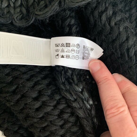 Zara Black Knit Crop Top - Picture 9 of 10